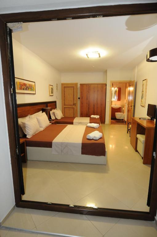 Philippeio Hotel Krinídhes Habitación foto
